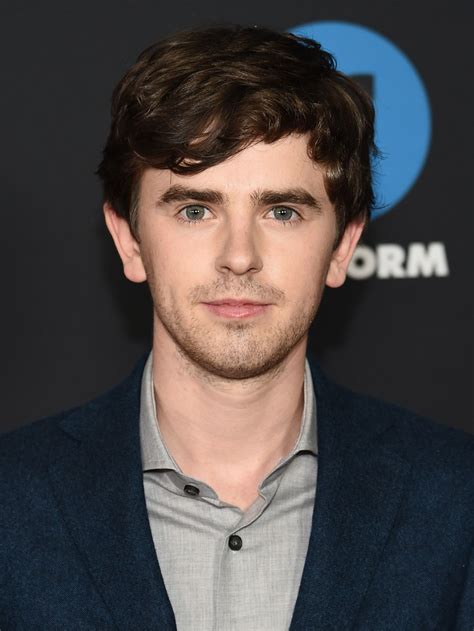 Freddie Highmore : Melhores filmes e séries